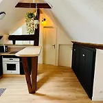 Chez Claire Et Cyril Apartament