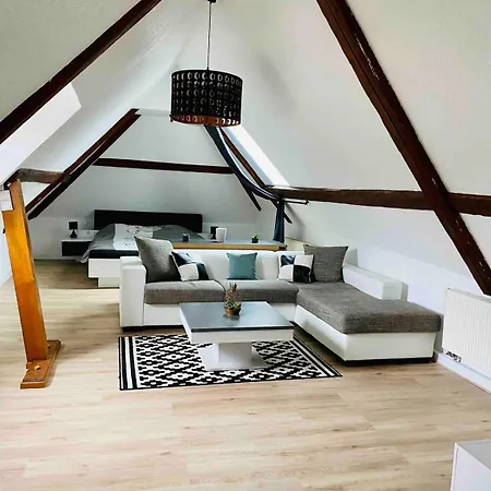 Chez Claire Et Cyril アパート *