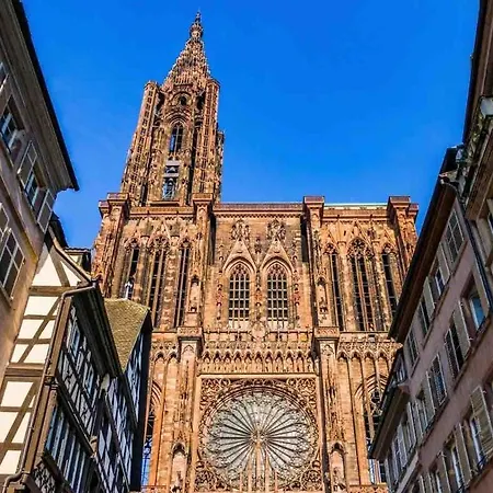 Chez Claire Et Cyril アパート