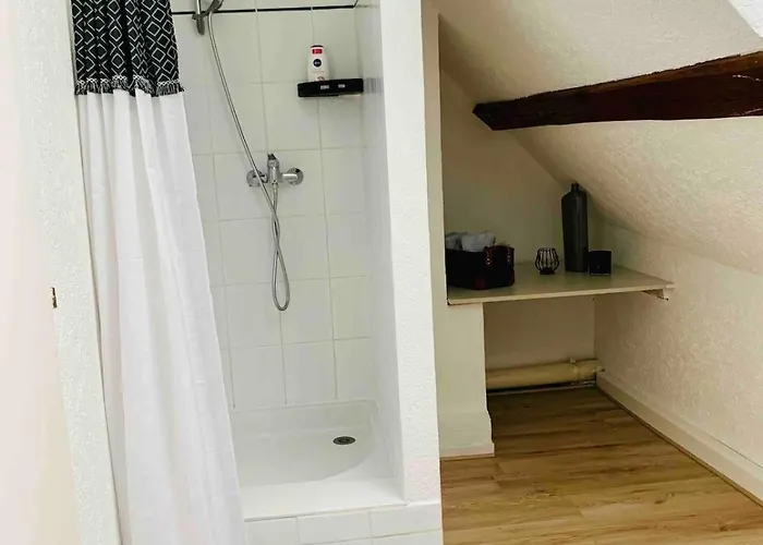 Chez Claire Et Cyril Lägenhet *